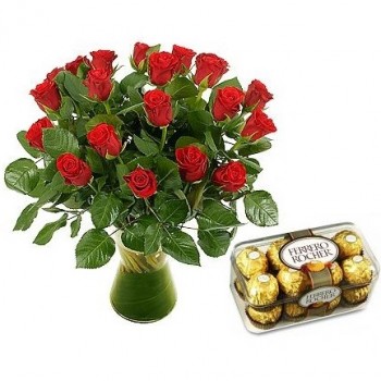 15 красных роз 40 см и Ferrero Rocher