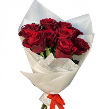 Красные розы в упаковке 40 см